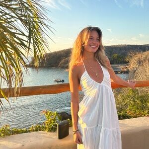 Meet your Posher, Halle